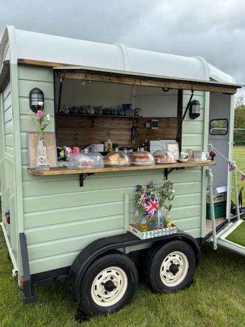 Vintage Allsorts Horse Box